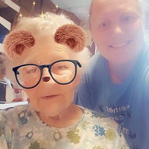 Meet your Posher, Niki